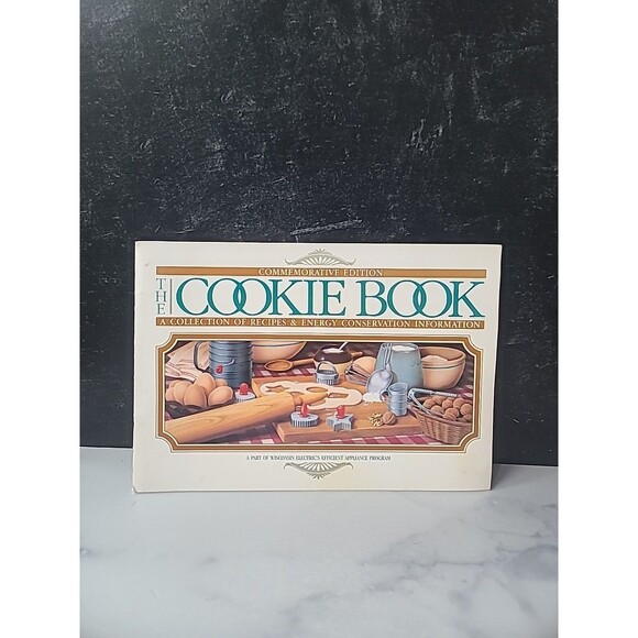 The Cookie Book A Part Of Wisconsin Electric's Efficient Appliance Program - Picture 1 of 10